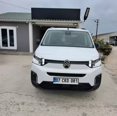 Citroen Berlingo for rent in Alanya