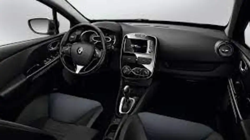 Renault Clio for rent in Yalikavak