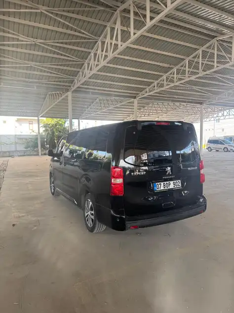 Kayseri'de kiralık Peugeot Traveller