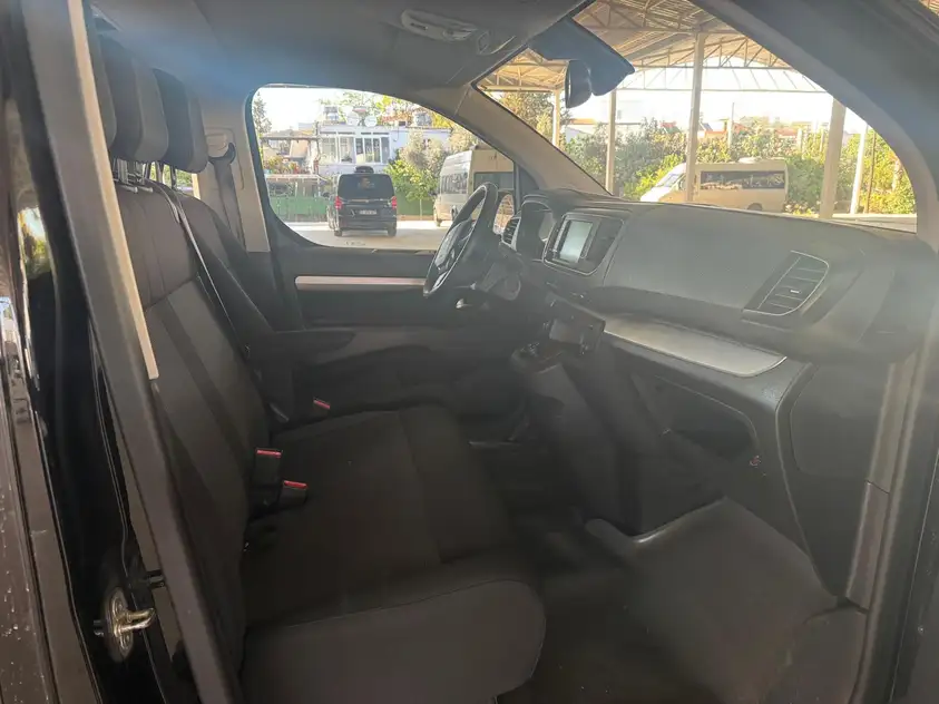Kayseri'de kiralık Peugeot Traveller