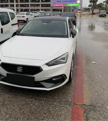 Seat Leon for rent in Gaziantep