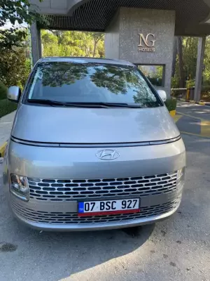 Hyundai Staria for rent in Istanbul
