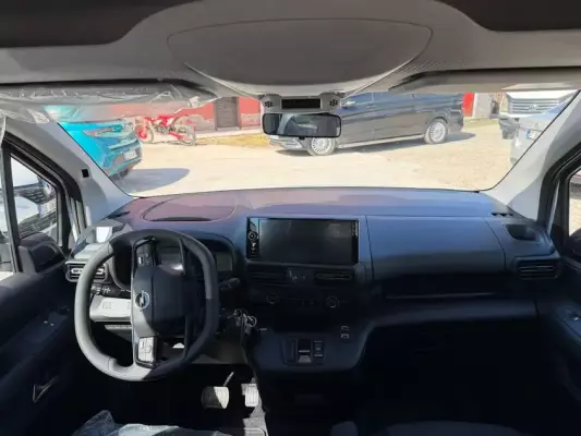 Opel Combo for rent in Turgutreis