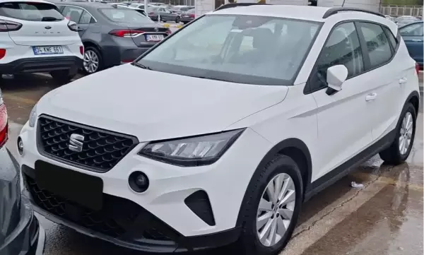 Seat Arona for rent in Istanbul