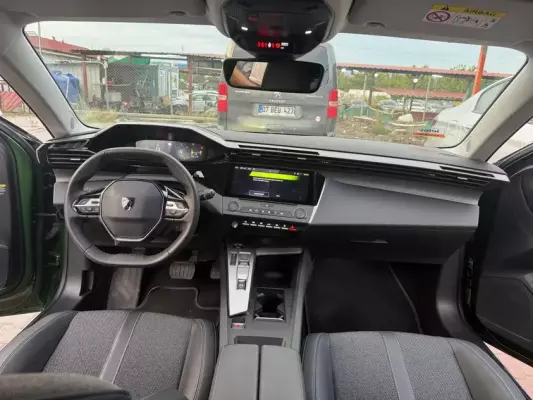 Peugeot 308 for rent in Istanbul