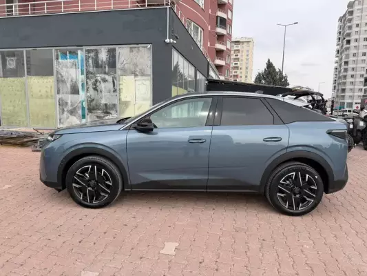 Peugeot 3008 for rent in Sivas