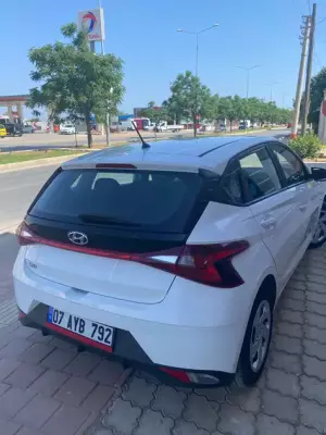 Hyundai i20 for rent in Dosemealti