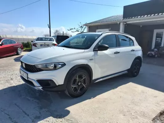 Fiat Egea Cross for rent in Antalya