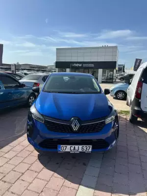 Renault Clio for rent in Belek