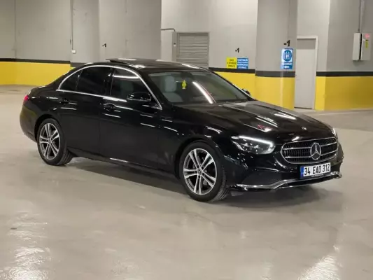 Mercedes E200 for rent in Istanbul