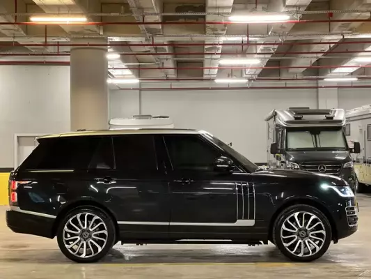 Range Rover Vogue for rent in Istanbul