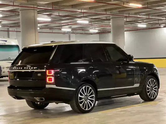 Range Rover Vogue for rent in Istanbul