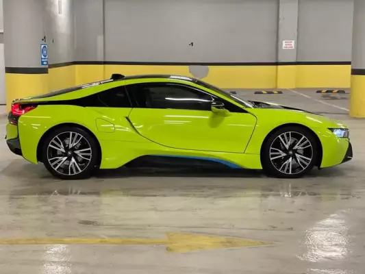 BMW i8 for rent in Istanbul