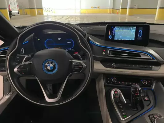 BMW i8 for rent in Istanbul
