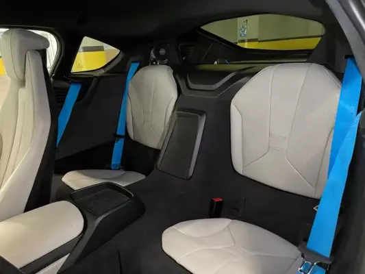 BMW i8 for rent in Istanbul