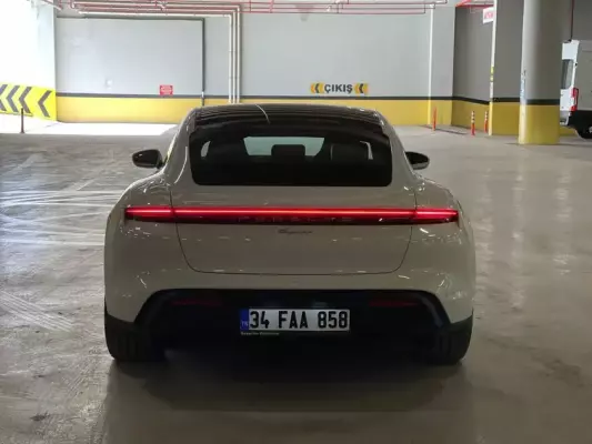 Porsche Taycan for rent in Istanbul