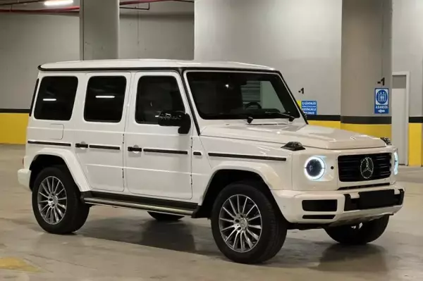 Mercedes G400 for rent in Istanbul