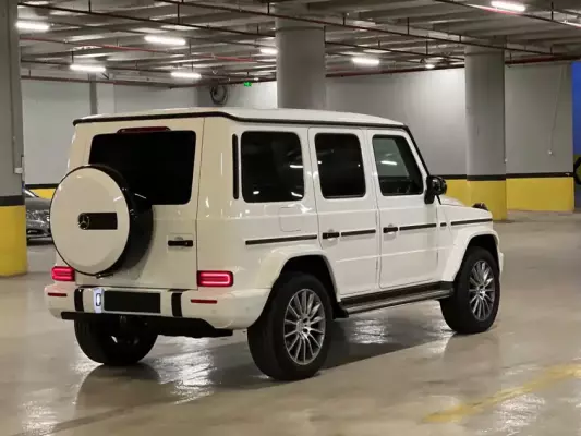 Mercedes G400 for rent in Istanbul