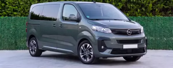 Opel Zafira for rent in Istanbul