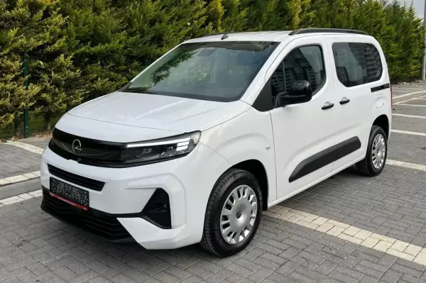 Opel Combo for rent in Kayseri