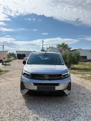 Opel Combo for rent in Turgutreis