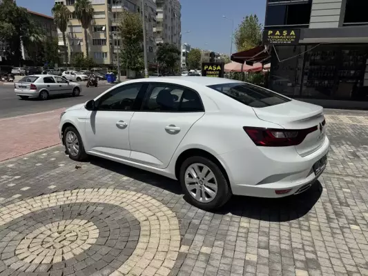 Renault Megane for rent in Korkuteli