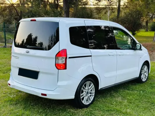 Ford Tourneo Courier for rent in Fethiye
