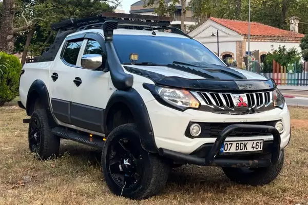 Mitsubishi L200 for rent in Antalya