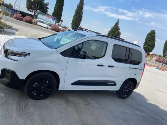 Citroen Berlingo for rent in Igdir