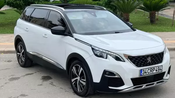 Peugeot 5008 for rent in Alanya