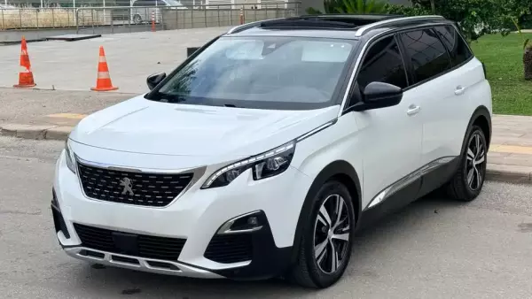 Peugeot 5008 for rent in Antalya