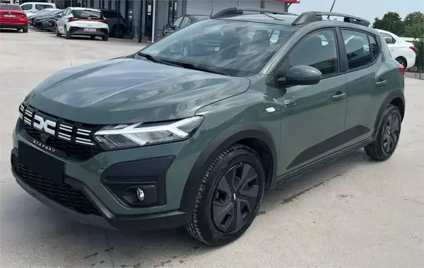 Dacia Sandero Stepway for rent in Istanbul