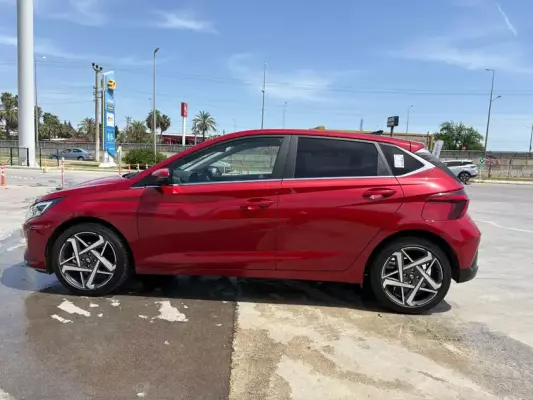 G&uuml;zel&ccedil;amlı'da kiralık Hyundai i20