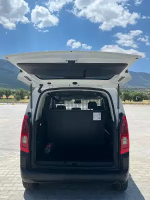 Citroen Berlingo for rent in Ula