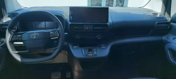 Toyota ProAce City for rent in Alanya