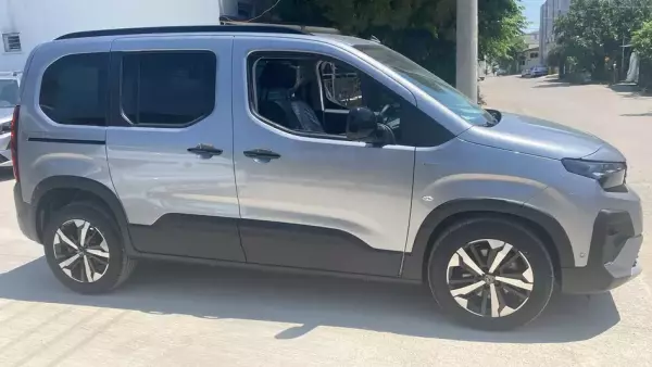 Peugeot Rifter for rent in Ankara