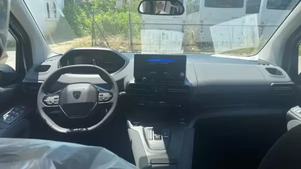 Peugeot Rifter for rent in Ankara