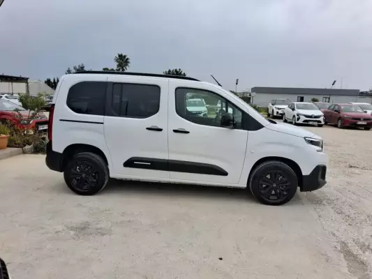 Citroen Berlingo for rent in Alanya