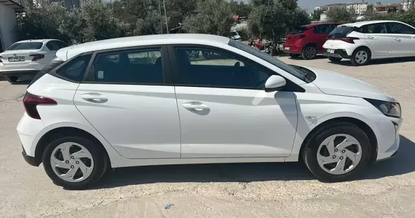 Hyundai i20 for rent in Bozcaada