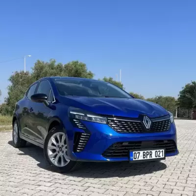 Renault Clio for rent in Istanbul
