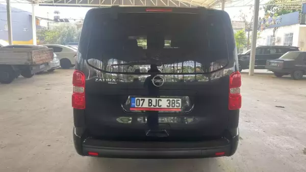 Opel Zafira for rent in Erzurum