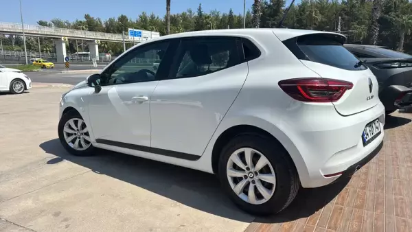 Renault Clio for rent in Turunc