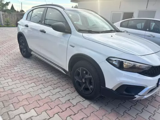 Fiat Egea Cross for rent in Denizli