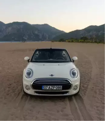 Mini Cooper for rent in Istanbul