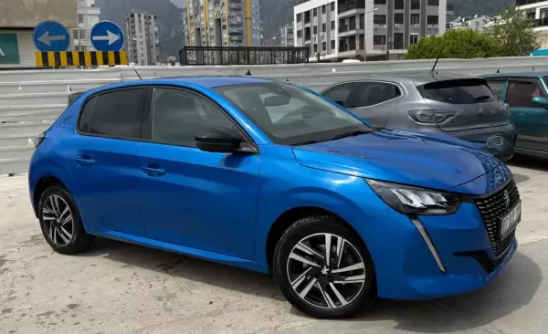 Peugeot 208 for rent in Orhangazi