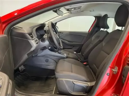 Tekirova'da kiralık Renault Clio
