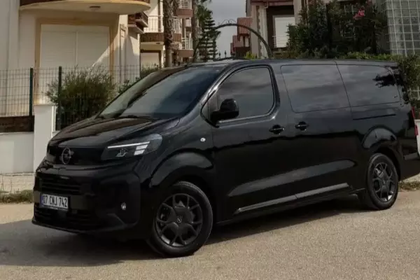 Opel Zafira for rent in Istanbul