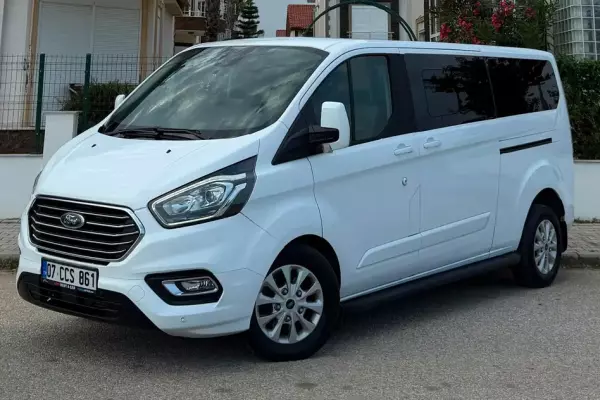 Ford Tourneo Custom