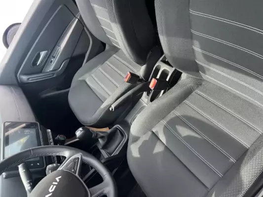 Dacia Duster for rent in Manisa