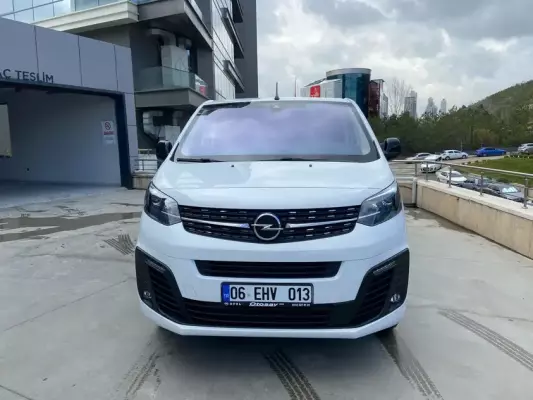Opel Zafira for rent in Dalaman